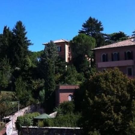 Il Profumo Del Lauro Apartment Perugia Luaran gambar