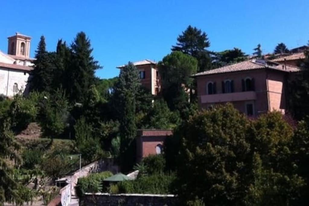 Il Profumo Del Lauro Apartment Perugia Luaran gambar